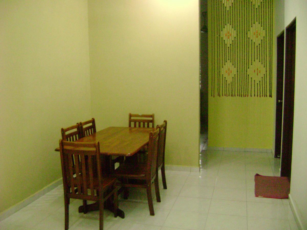 Homestay Amsyarah Seri Iskandar Exterior foto